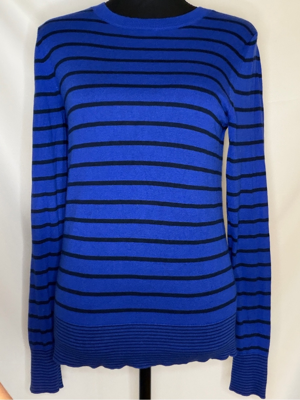BANANA REPUBLIC SILK CASHMERE BLUE/BLACK STRIPED SWEATER